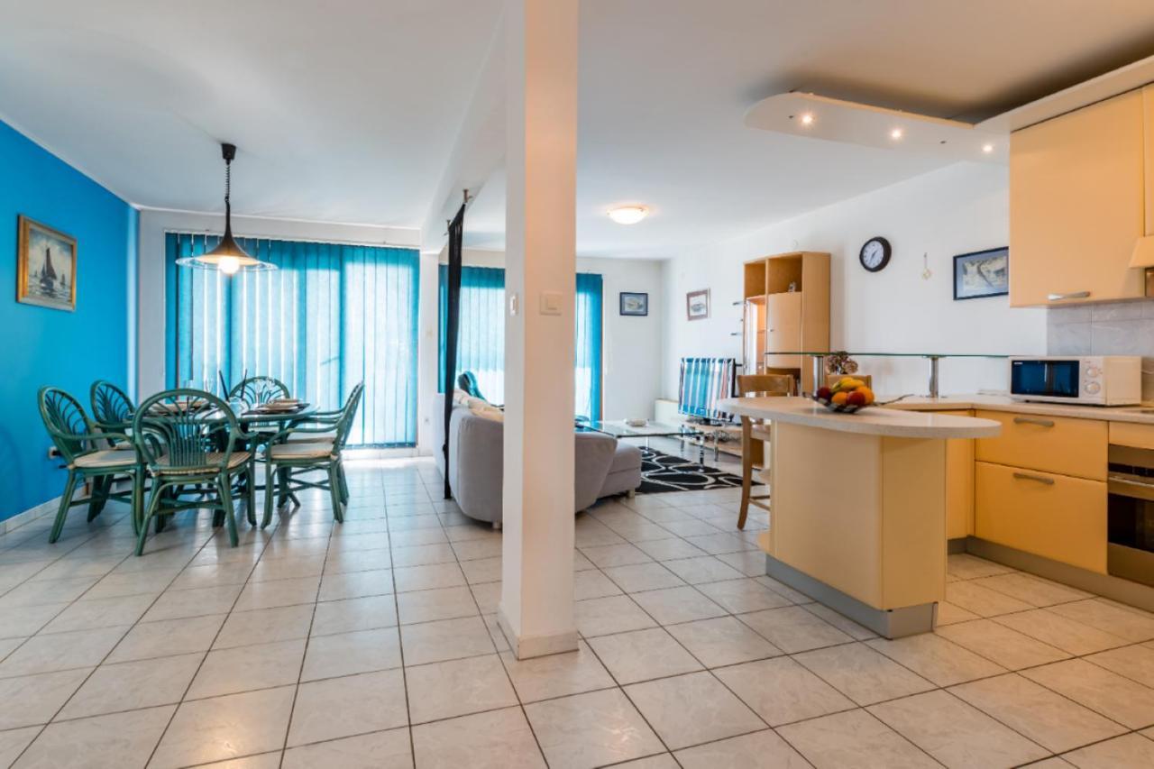 Sea View Apartment Reno W/Garage 斯普利特 外观 照片